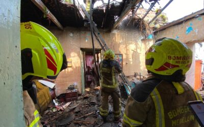 Bomberos Medellín atendió incendio en vivienda del sector Aguas Frías