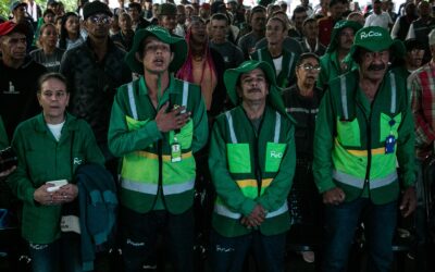 La Alcaldía de Medellín destaca la labor y entrega reconocimientos a recicladores de la ciudad