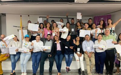 La Alcaldía de Medellín apoya  con recursos a empresarios de economía social y solidaria para formalizar sus empresas