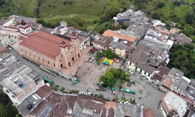 Clan del Golfo habría secuestrado a tres mujeres y violado a una de ellas
