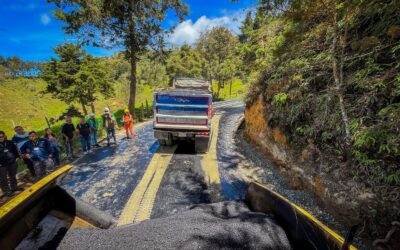Avanza con éxito la pavimentación del tramo final de la vía entre Granada y San Carlos