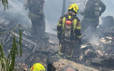 Con 19 unidades, Bomberos Medellín controló incendio en el barrio Blanquizal