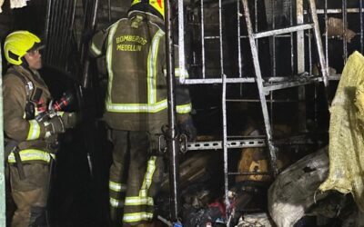 Incendio en Cristo Rey fue controlado por 22 unidades de Bomberos Medellín