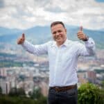 Juan Carlos Bustamante Propone Soluciones Integrales para los Desafíos de Salud en Sabaneta