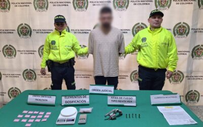 ¡Qué joyita! En Sabaneta un hombre le disparó a policías para evitar que lo capturaran: se había robado una millonada