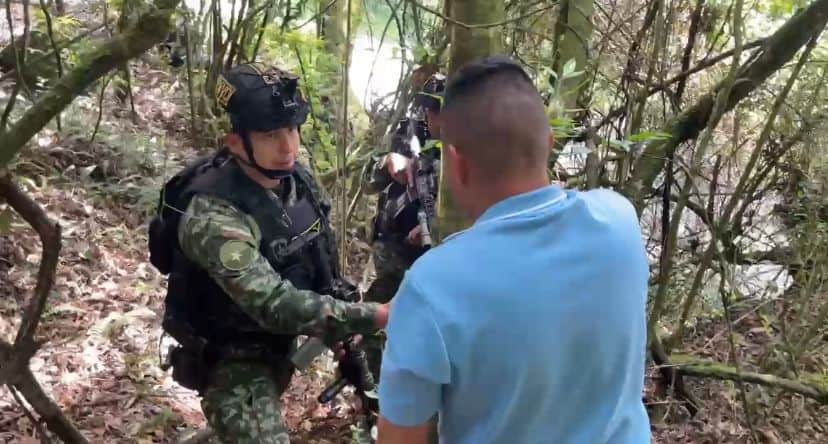 Ejército rescató médico secuestrado