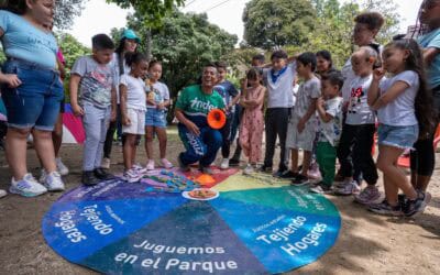 Medellín celebra el Mes de la Niñez con una gran jornada recreativa en 20 parques