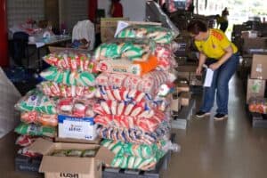 Rionegro envió 38,2 toneladas de ayuda humanitaria a Chocó