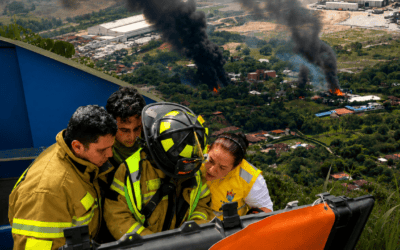 Controlan incendio de gran magnitud en Girardota sin reporte de heridos