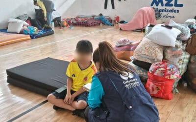Defensoría impulsa matrículas y vigila ayudas tras terremoto en Caldas