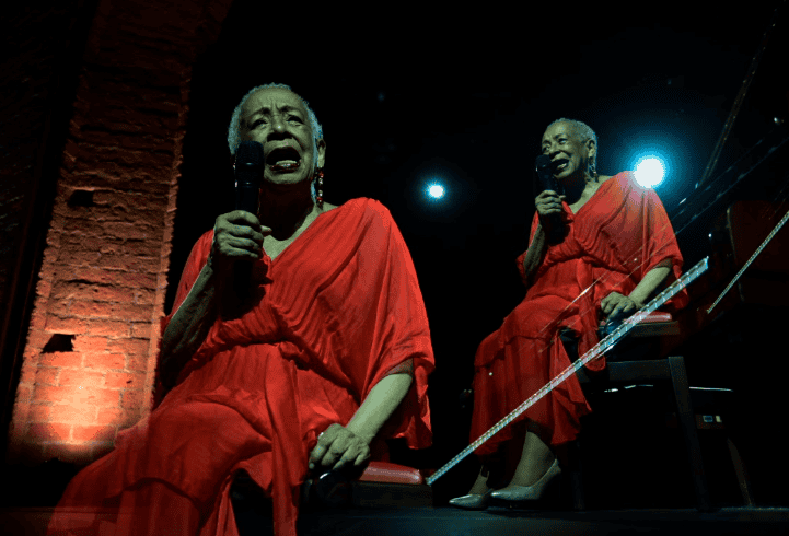 Exposición sobre Teresita Gómez en el Claustro Comfama