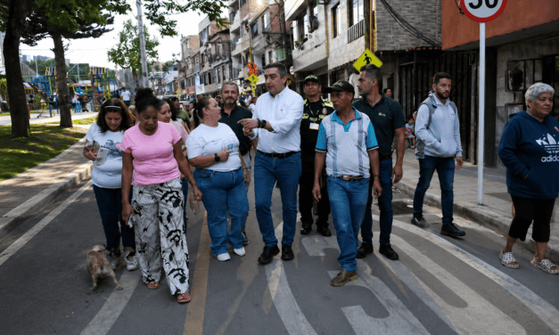 Pavimentación barrio La Santa Cruz