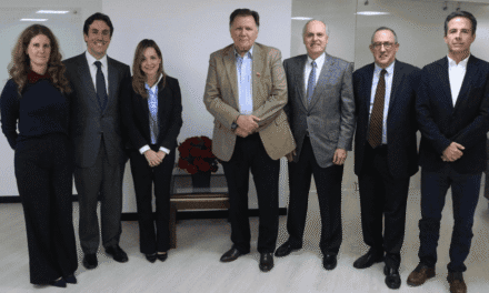 Asocolflores y MinAgricultura revisan créditos para empleo floricultor