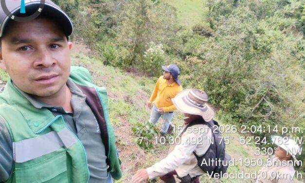 Peque apoyó a caficultores de La Vega del Inglés con germinador y registro en SICA