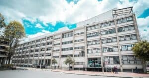Ministerio de Educación refuerza canales de atención y trámites virtuales