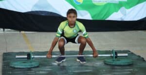 Mutatá sigue arriba en pesas y Turbo domina atletismo y ajedrez en el zonal escolar de Urabá