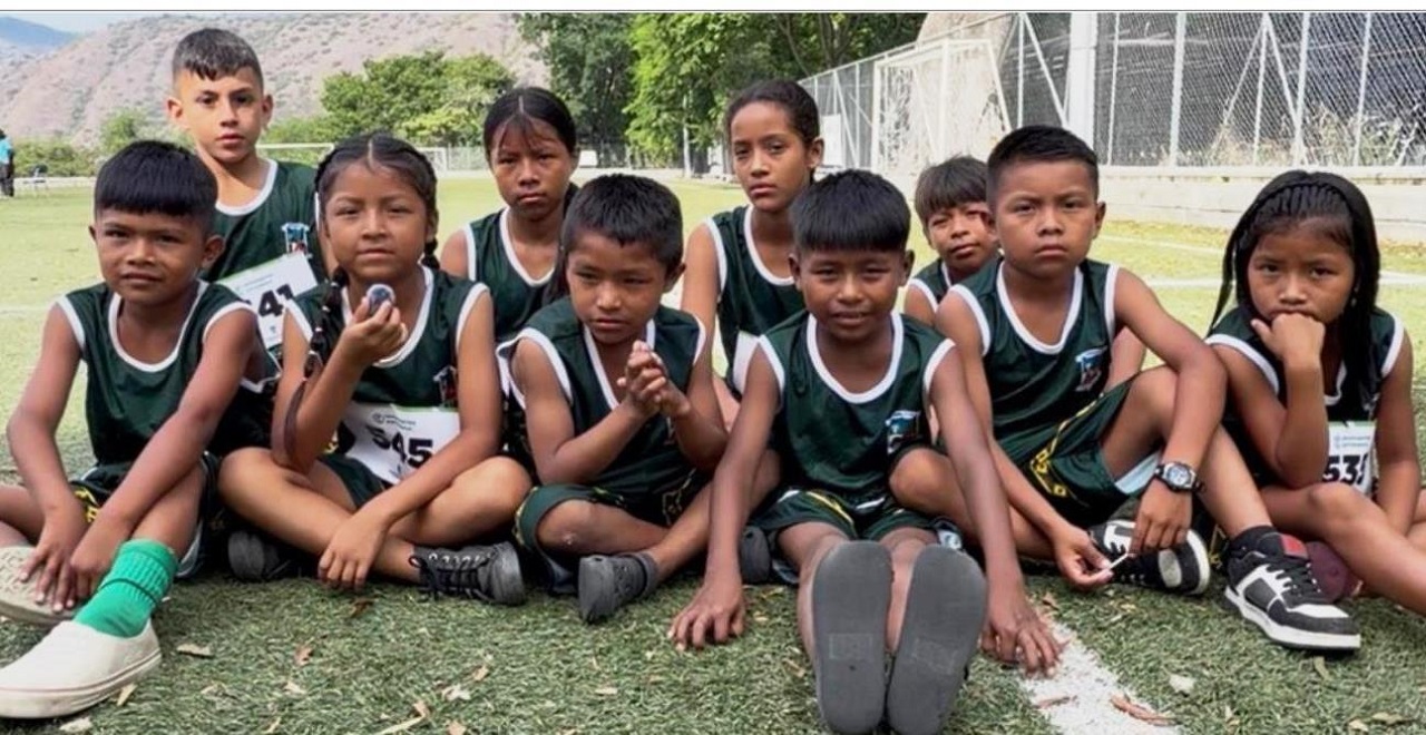 Delegación de Dabeiba durante los Juegos Escolares en Liborina