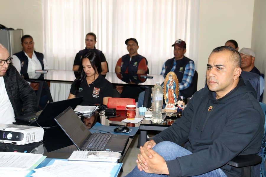 Sesión de justicia transicional en Betulia con autoridades municipales