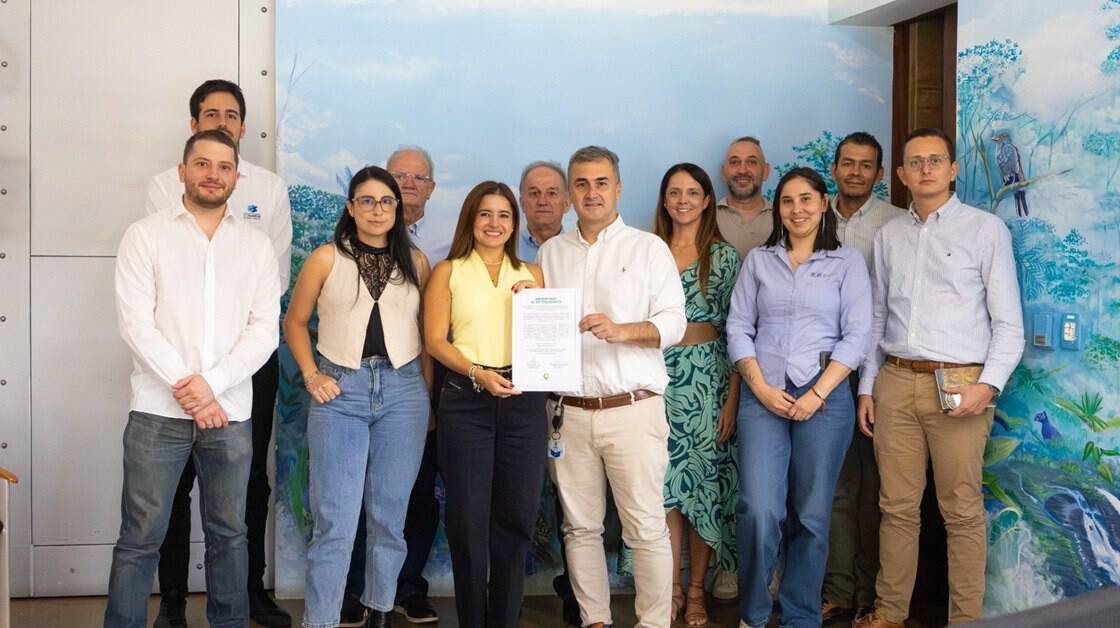 Imagen de referencia sobre el acuerdo de sostenibilidad de Corantioquia y la CCI Antioquia.