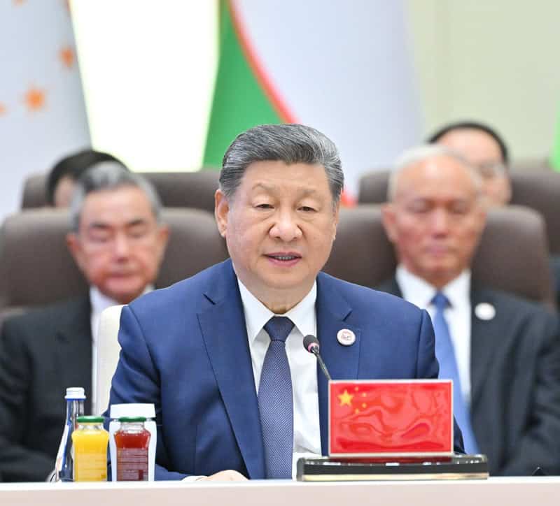 Xi Jinping interviene en la reunión SCO Plus en Bishkek.
