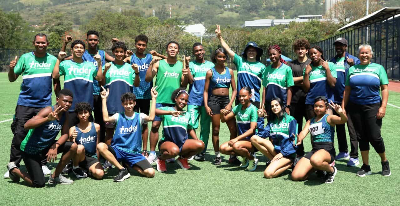 Atletas de Medellín compiten en los Juegos Departamentales del Valle de Aburrá