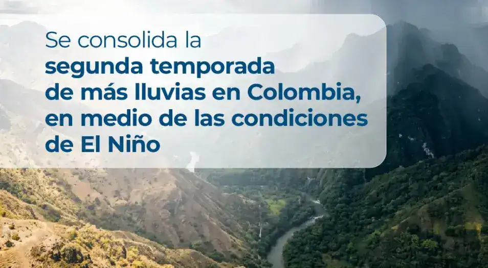 Cielo nublado sobre una ciudad durante las lluvias en Colombia