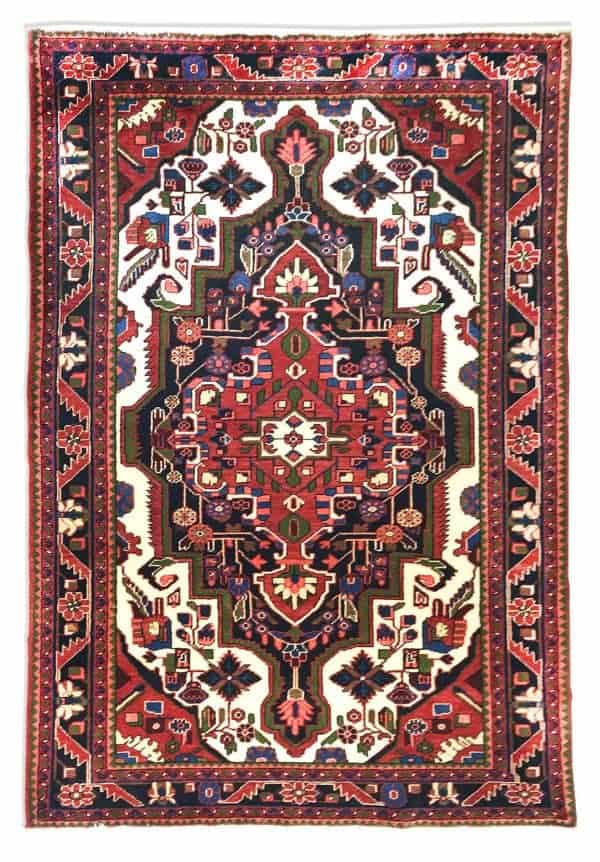 Bakhtiari_476218_255X158