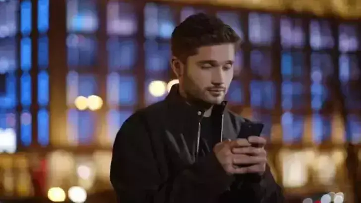Aslan Burcu Erkeği Neden Mesaj Atmaz? Psikolojik ve Astrolojik Açıklamalar