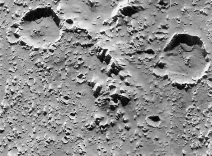 http://oloommagazine.com/images/Articles/16/SCI2000b16N4_H04_00287.jpg