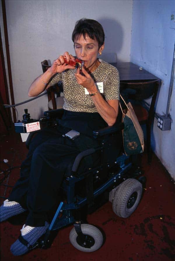 http://oloommagazine.com/images/Articles/20/SCI2004b20N12_H04_003169.jpg