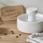 meilleure fontaine à eau chat céramique blanche et bol plastique