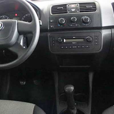 Autoradio Adapter für Fahrzeug-CAN-B Schnittstelle, einfache Installation.