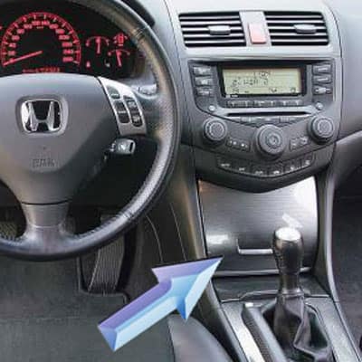 Hochwertiger Autoradio Adapter für Honda mit CAN-B Schnittstelle.