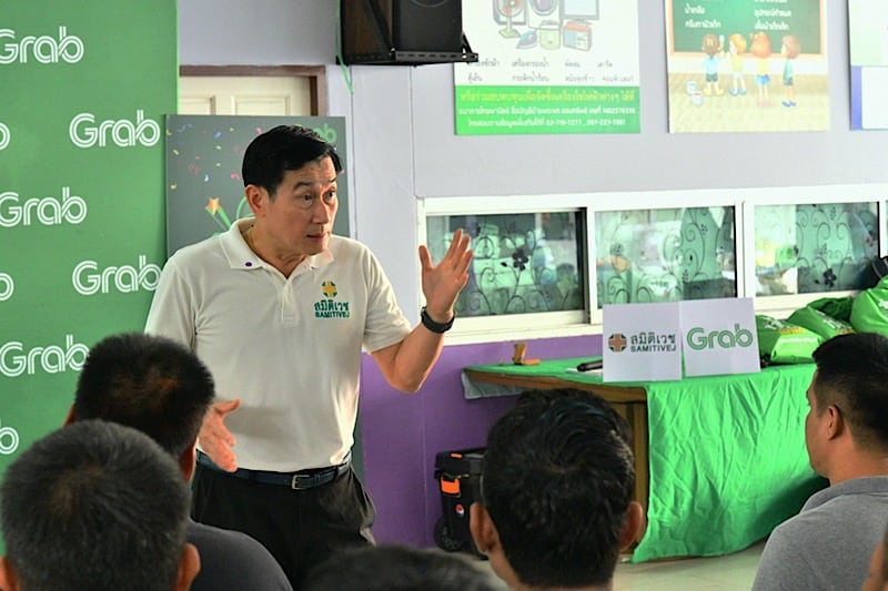 Grab x partner CSR and first aid training GrabStar project