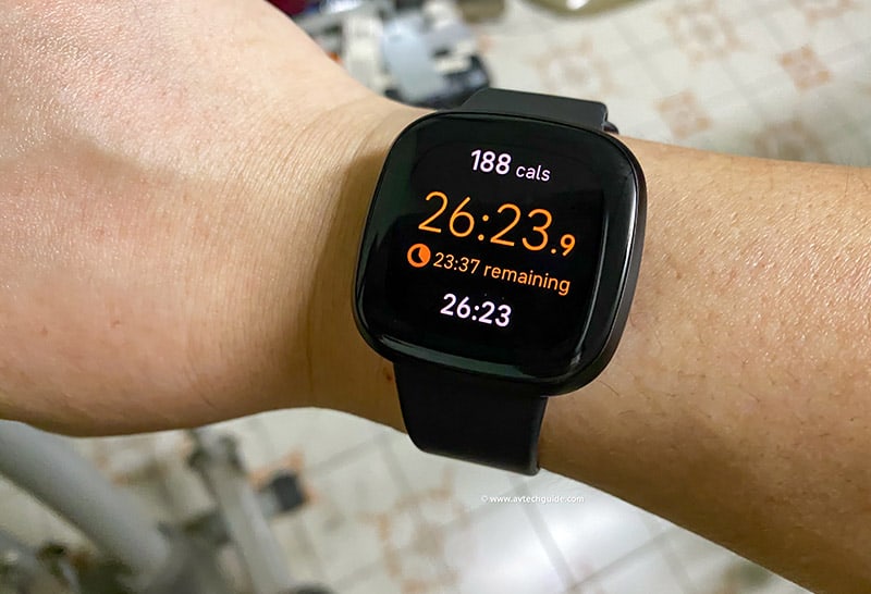 Review Fitbit Versa 3 new smart fitness tracker