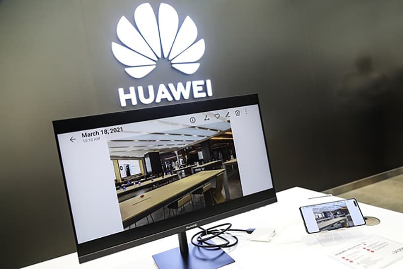 HUAWEI guide how to arrange your working desk auspeciously