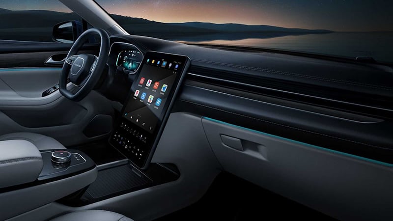 HUAWEI rumored to acquire Chinese automaker