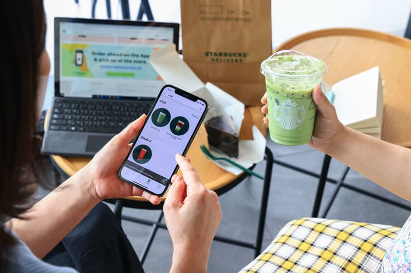 Starbucks rolls out Starbucks Delivers
