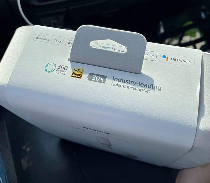 Sony WH-1000XM5 retail packaging leak confirms headphones redesign