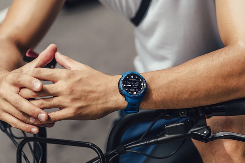 Garmin launch new INSTINCT CROSSOVER hybrid smartwatch for adventure