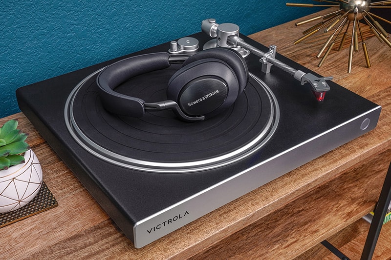 Victrola Hi-Res Carbon launched