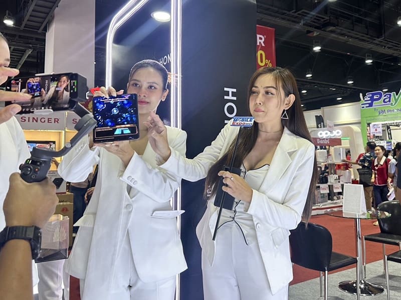 HONOR Magic V2 HOTSALE Promote
