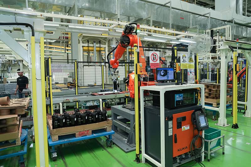 Midea Smart Factory The First 5G Fully-Connected Factory Built in Southeast Asia