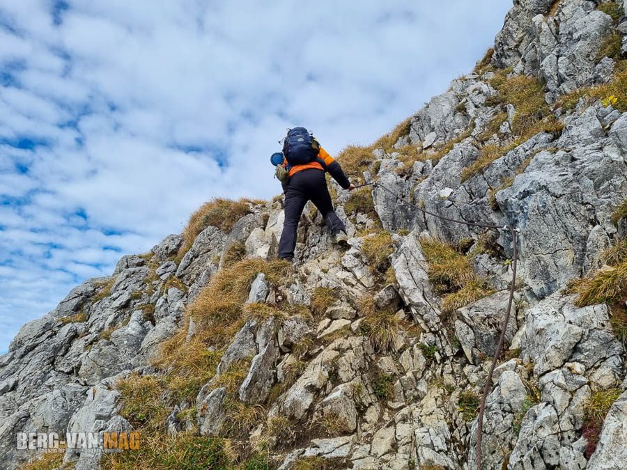 Kleinere Kraxlerein beim Aufstieg zum Draugstein mit Ronja