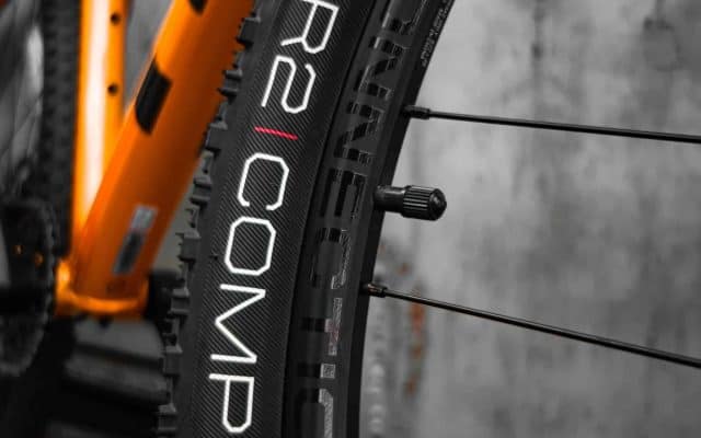 Cosa sono i cerchi hookless per bici e quali limiti hanno