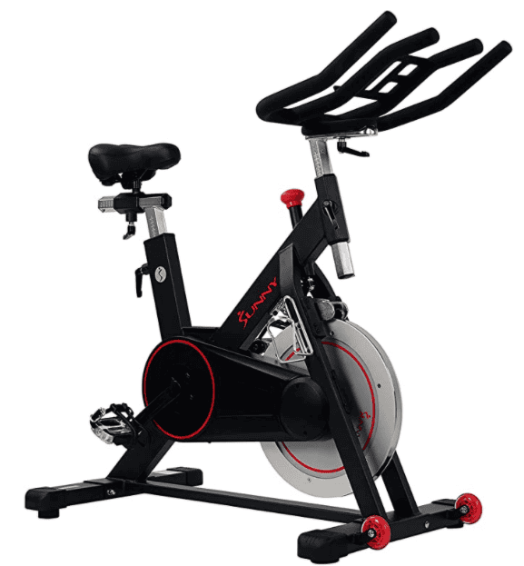 Pedaleergomotore da spinning professionale, perfetto per allenamenti indoor e fitness, con manubri regolabili e resistente struttura in acciaio.