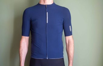 Recensione maglia Q36.5 Dottore Pro: comfort e leggerezza in estate