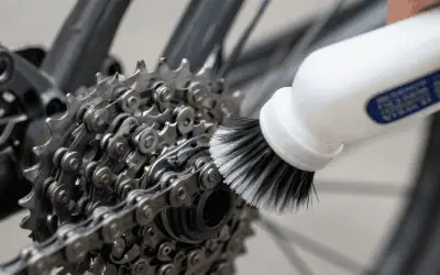 Come pulire la catena della bici - guida completa manutenzione