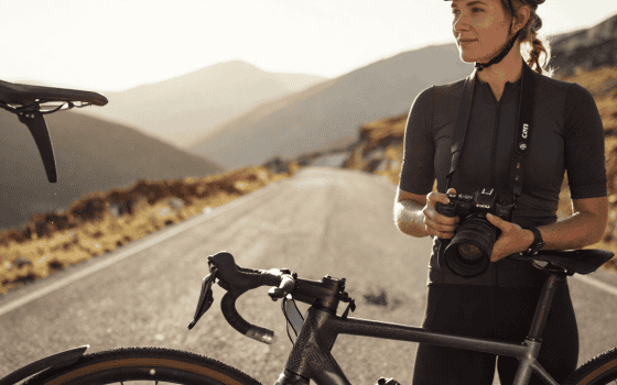 Ciclista fotografa con forcella anteriore