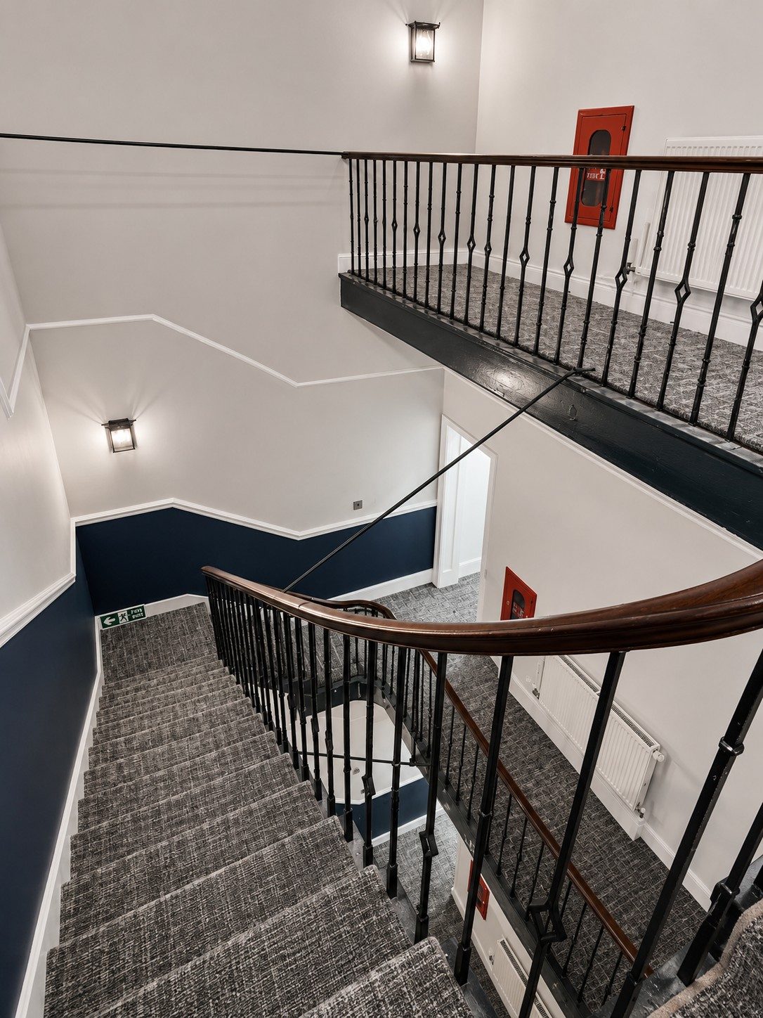 Georgian common stair — 28 York Place, Edinburgh